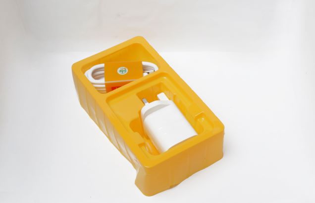 ODOGWU Quality 2 USB Port Phone Charger Type C-Lightning (iPhone)